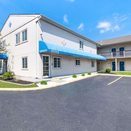 Econo Lodge Bethel - Danbury Exteriér fotografie