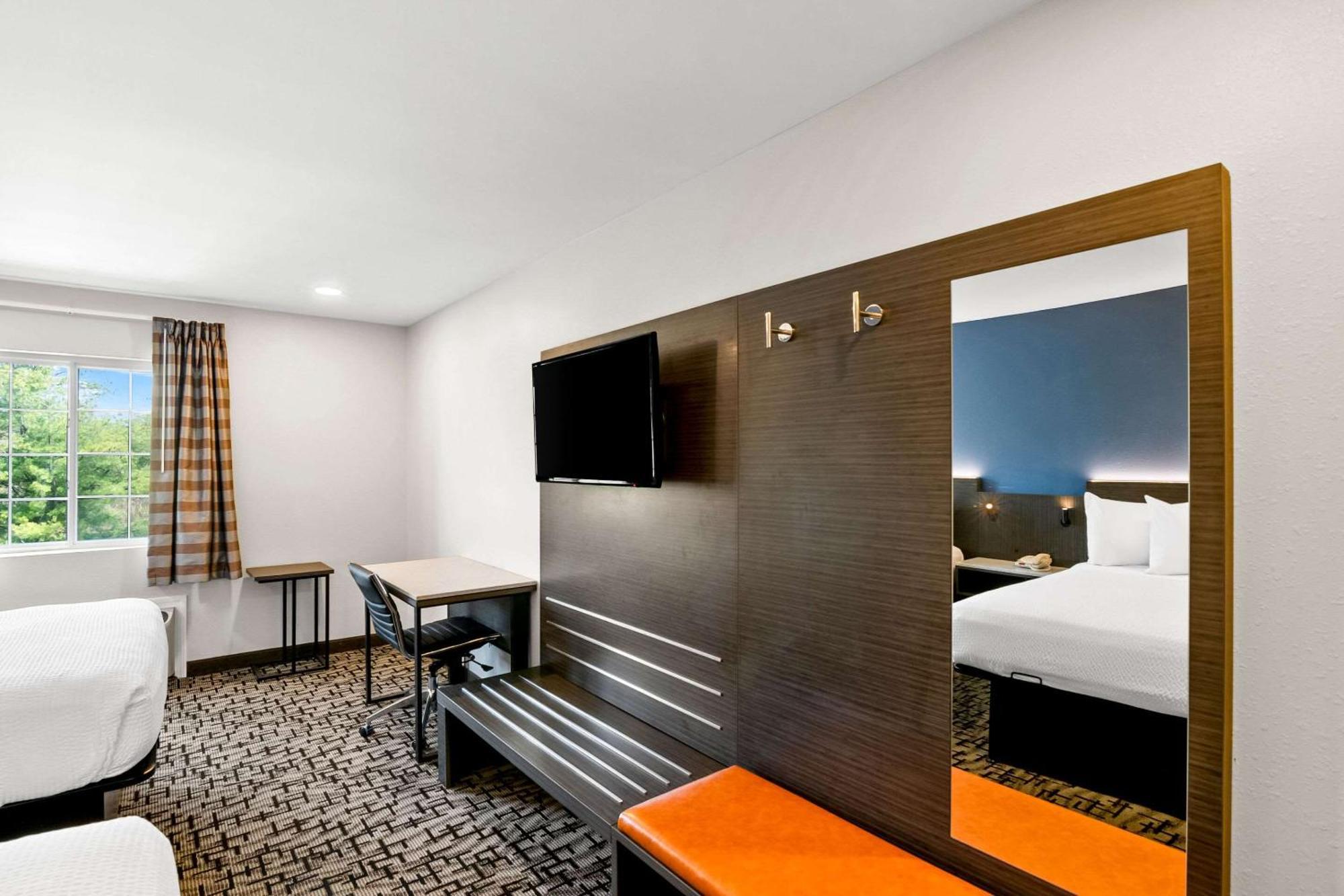 Econo Lodge Bethel - Danbury Exteriér fotografie